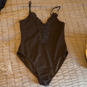 PrettyLittleThing Black Floral Kids Bodysuit